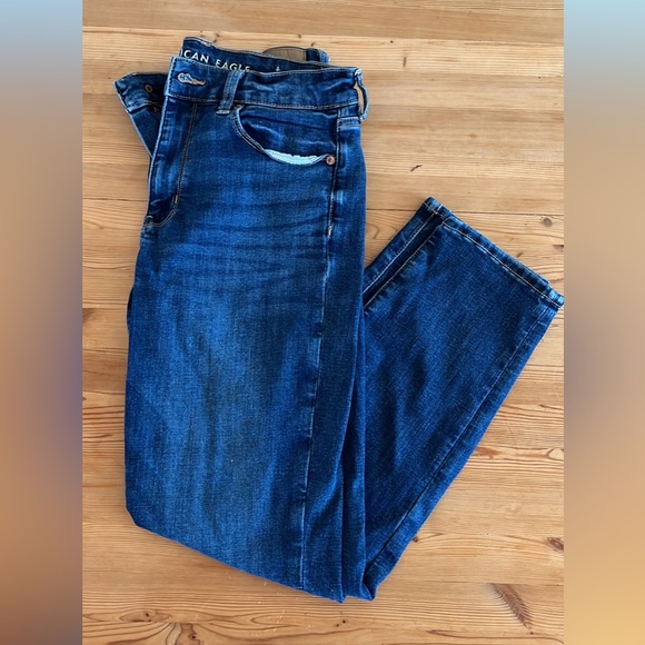 AE hi rise skinny sz 8 short - Picture 2 of 3